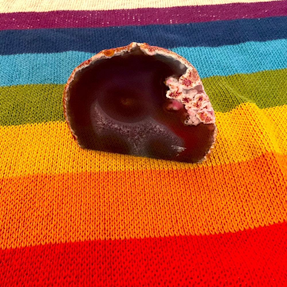 Beautiful sliced Brazilian geode